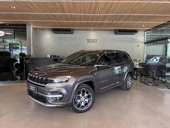 JEEP COMMANDER 1.3 T270 TURBO FLEX OVERLAND AT6 JEEP COMMANDER 1.3 T270 TURBO FLEX OVERLAND AT6